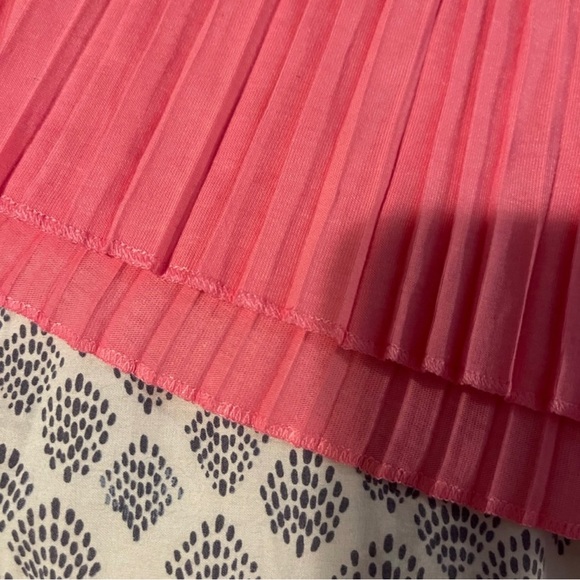 2 BCBG shorts! NWT - Picture 9 of 10